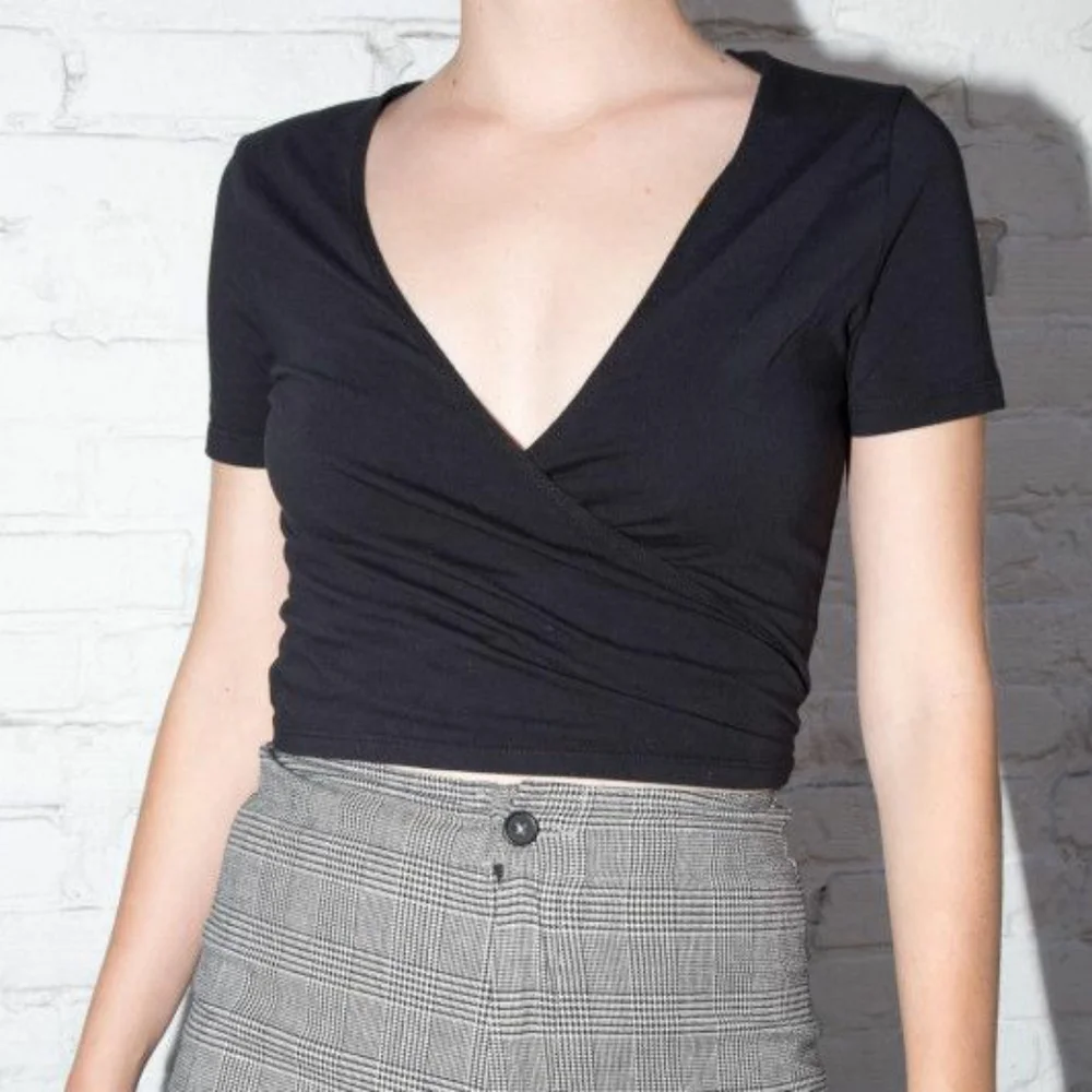 NWT Brandy Melville Black Rae Short Sleeve Wrap Crop Top - Picture 2 of 8